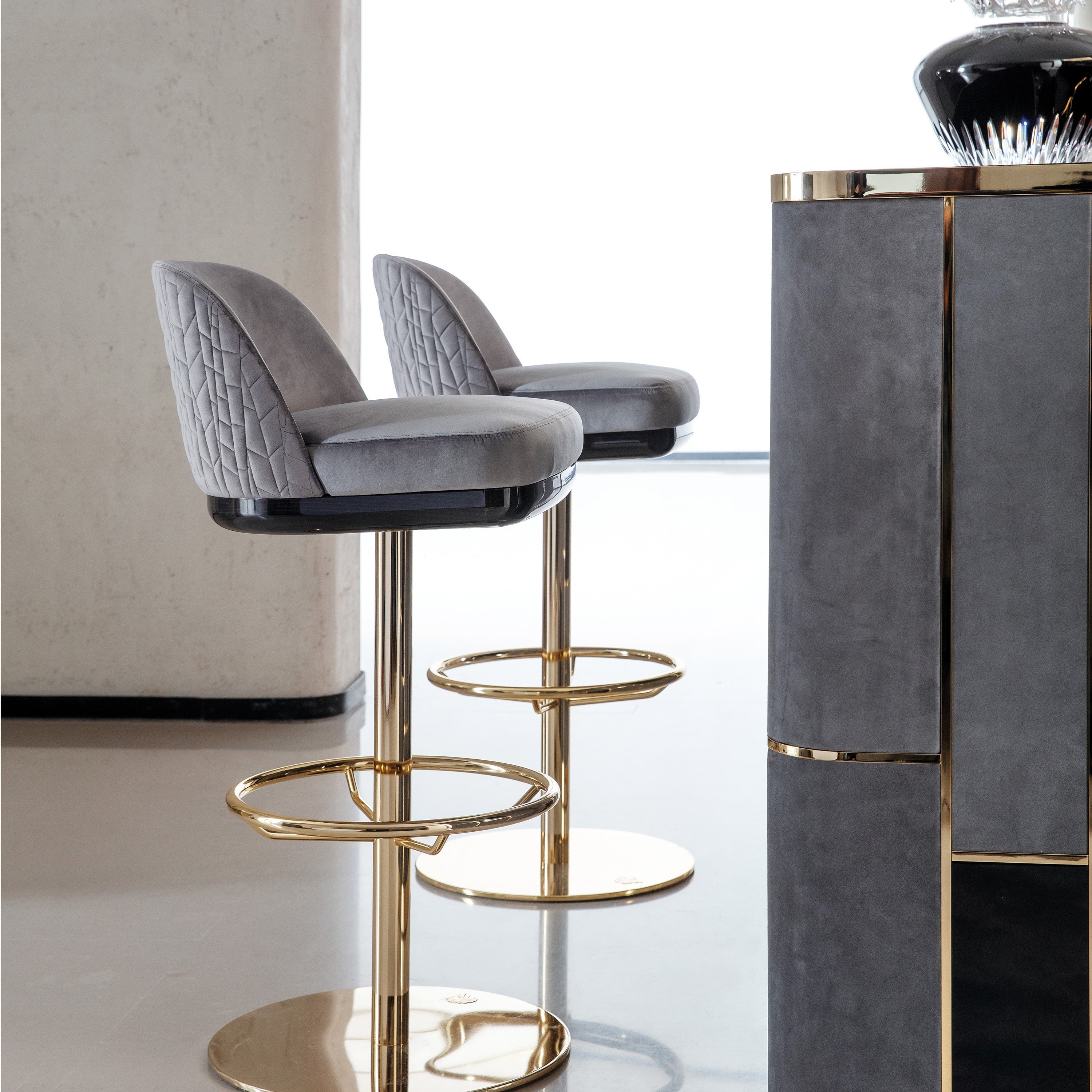 Ardito Bar Chair