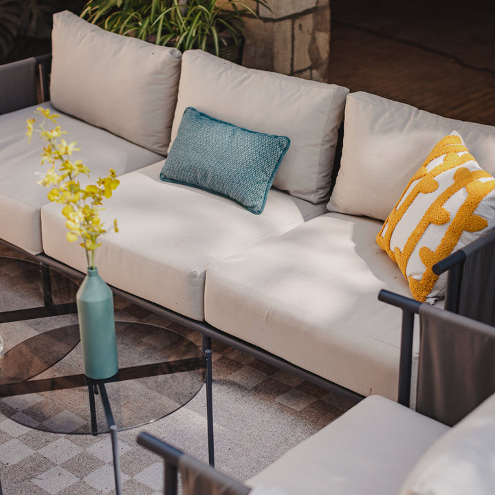 Unique outdoor sofa design