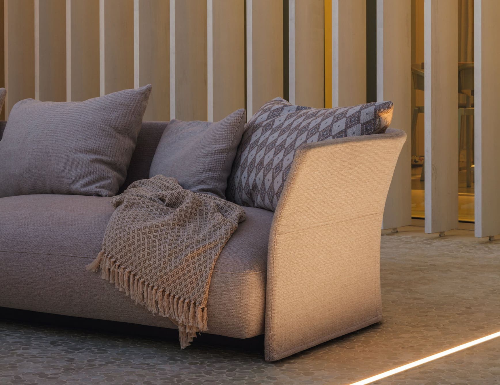 Cliff Modular Outdoor Sofa Set – Multi-Piece Design