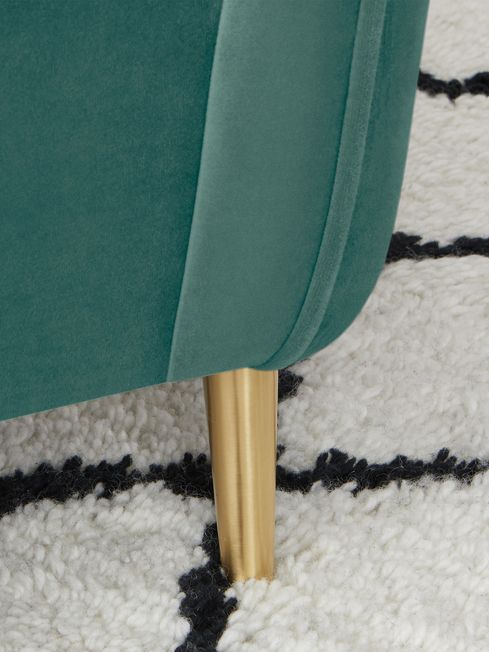 كرسي بتصميم مريح فاخر