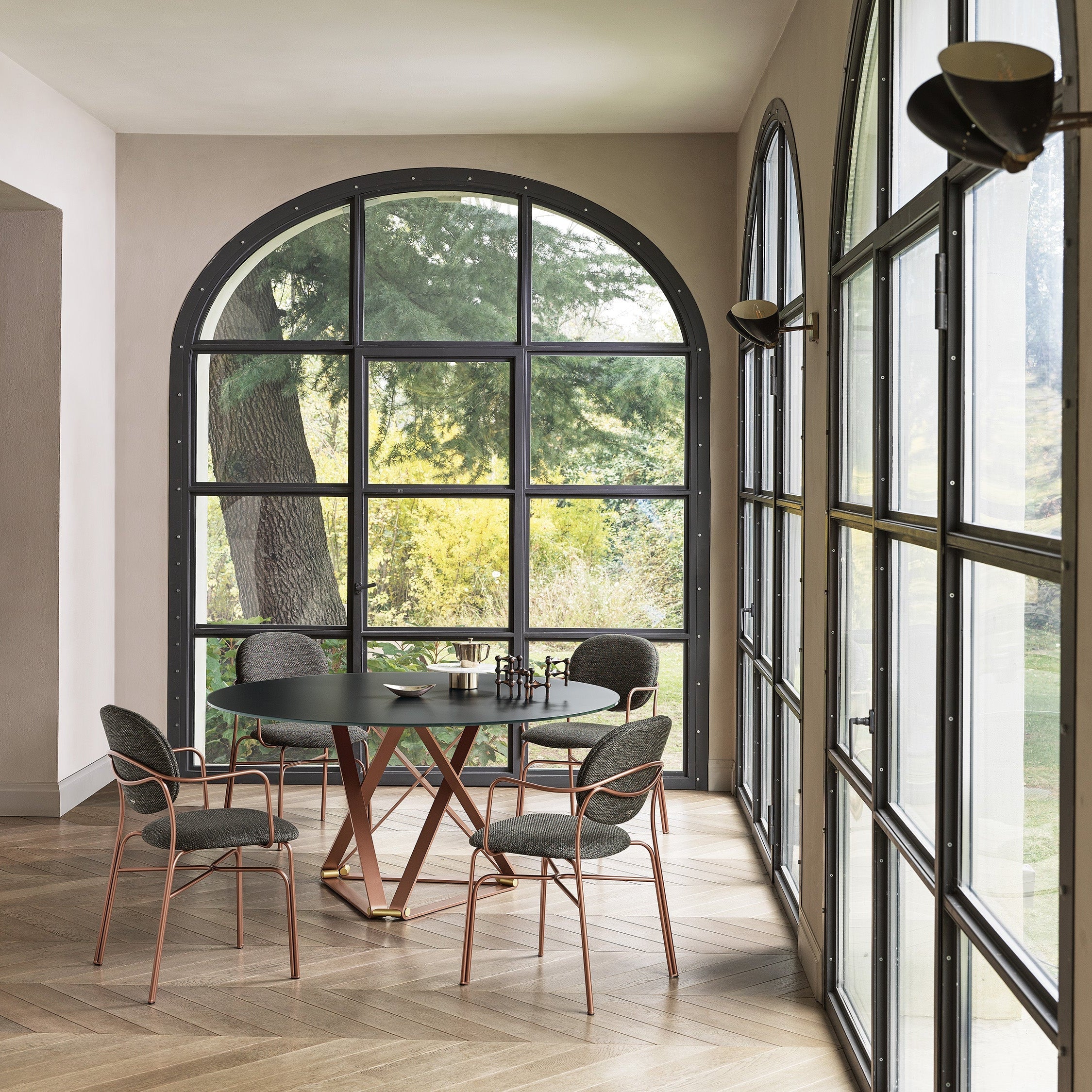 Orlano Table