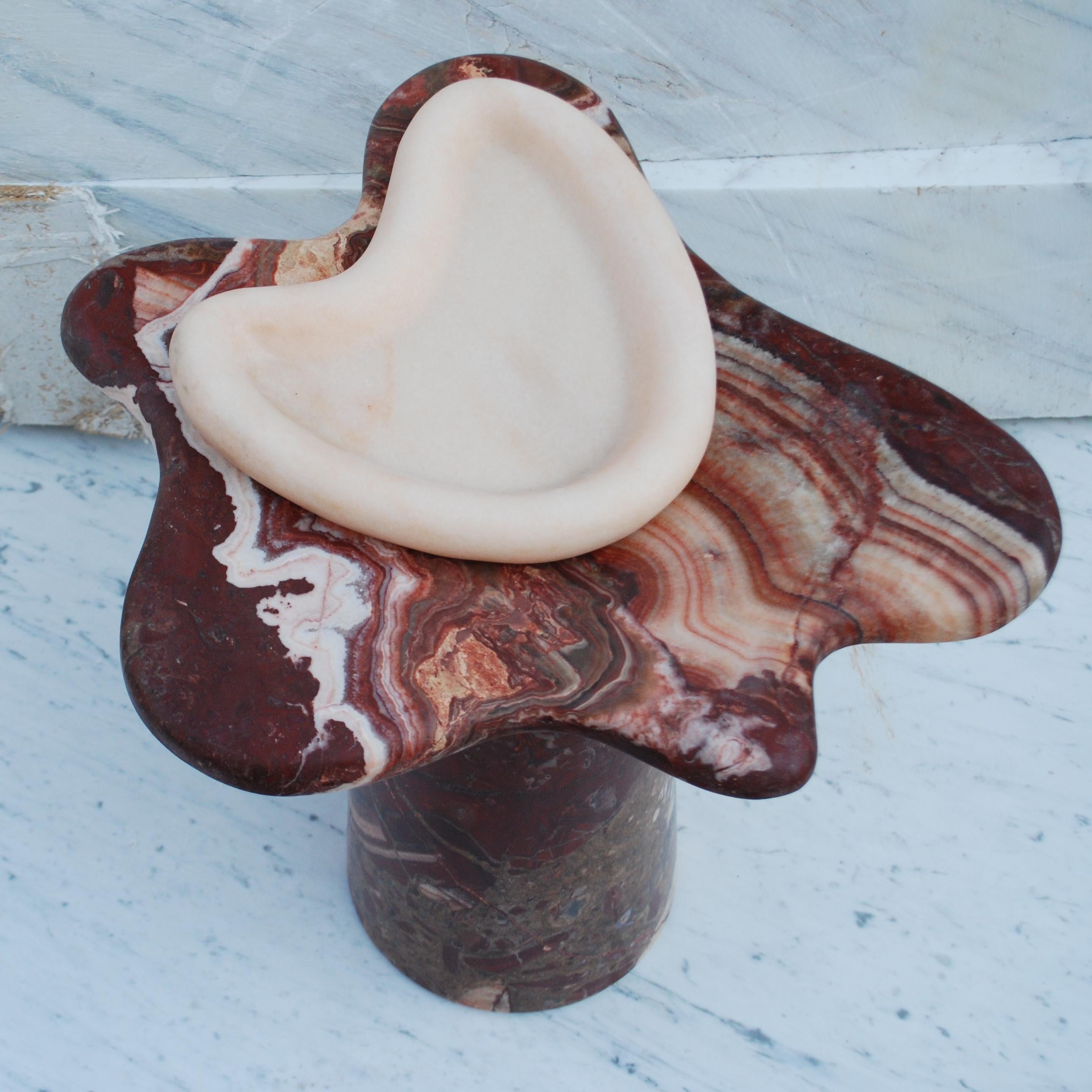 Ondamarmo side table