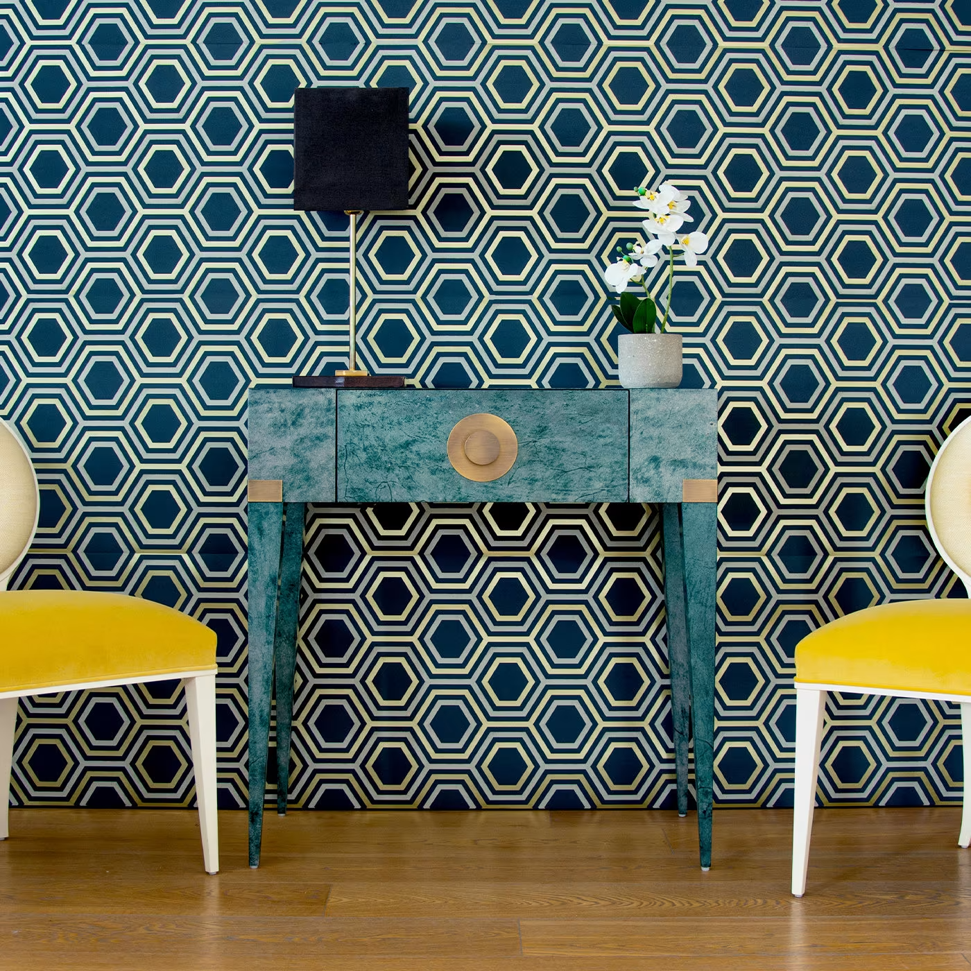 New moon green console