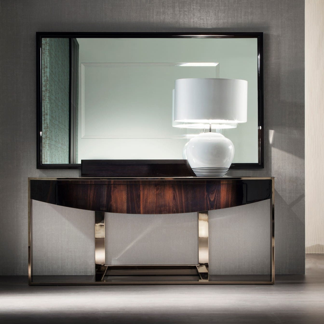 Aura Console