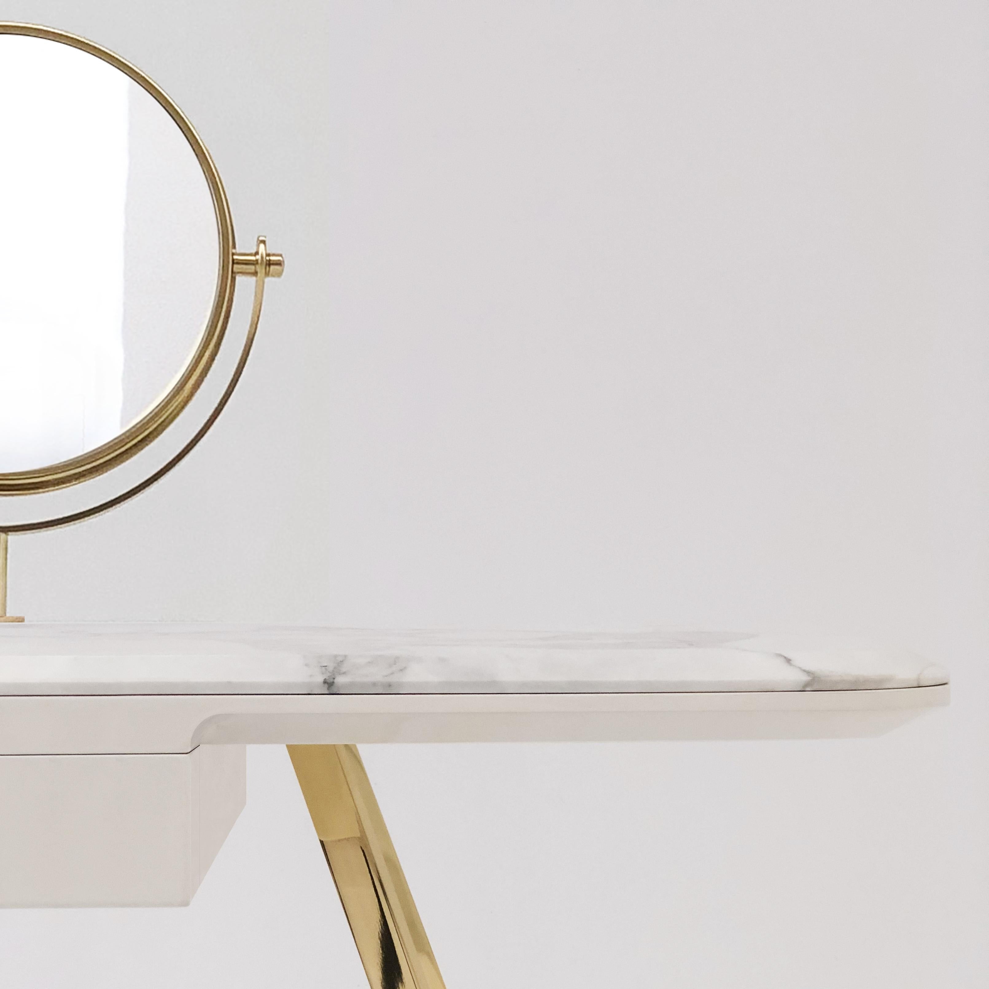 Edo vanity table