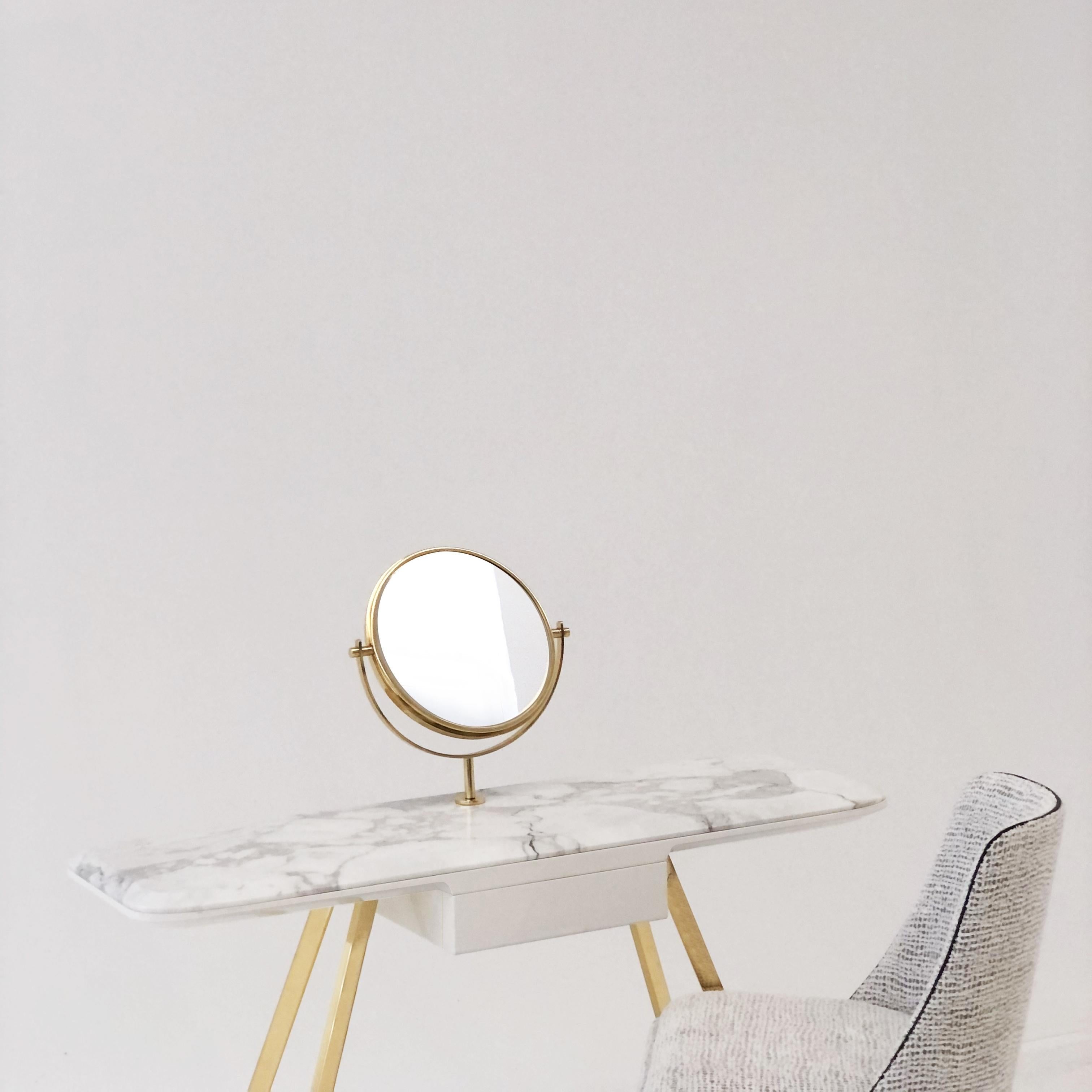 Edo vanity table