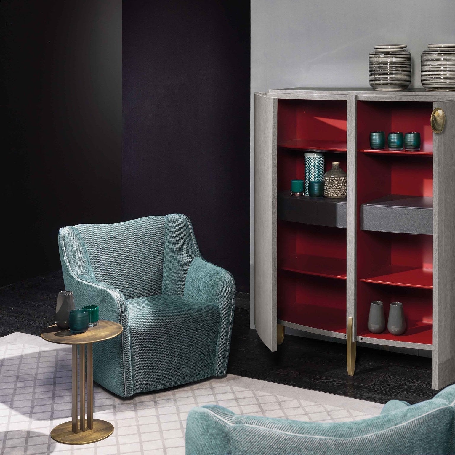 Meridian Side table