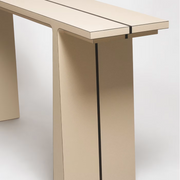 La linea beige leather console
