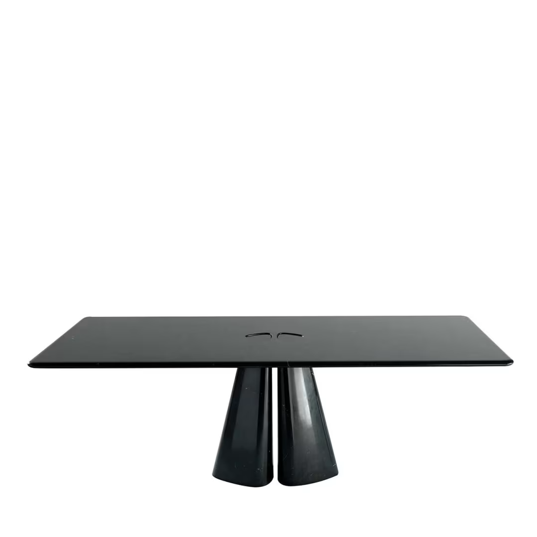 Raja dining table