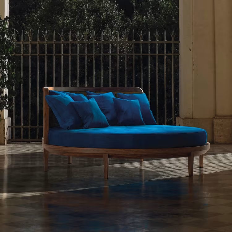 Giotto round bed