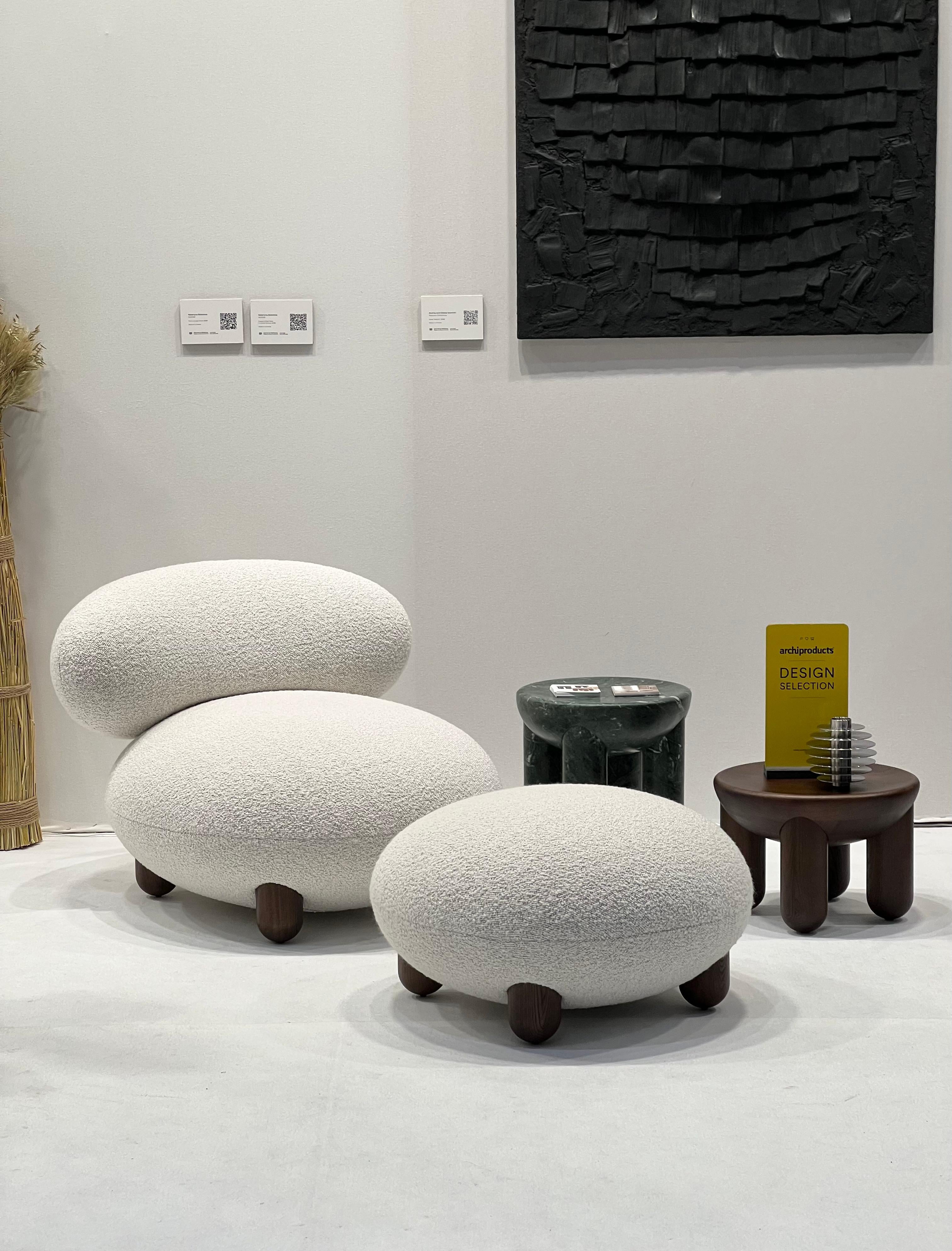 Side table with modern design