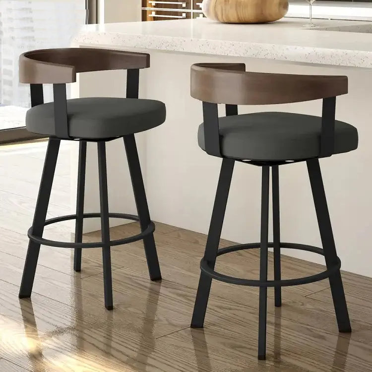 Bar chair with elegant and comfortable design