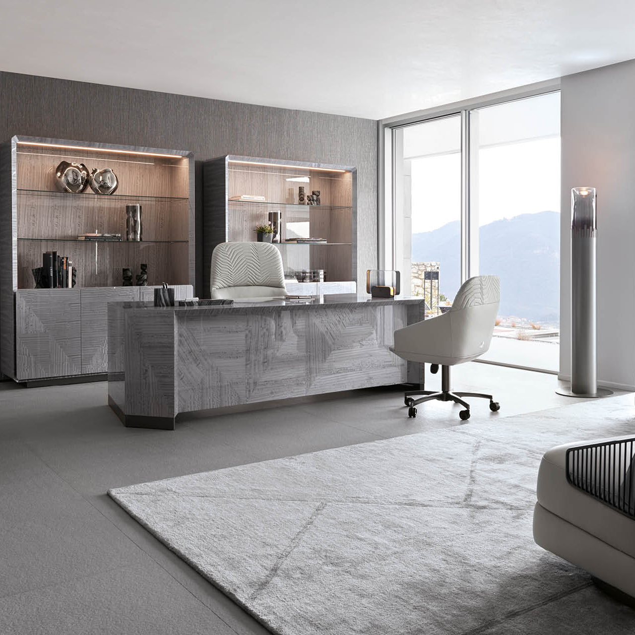 Velora Desk