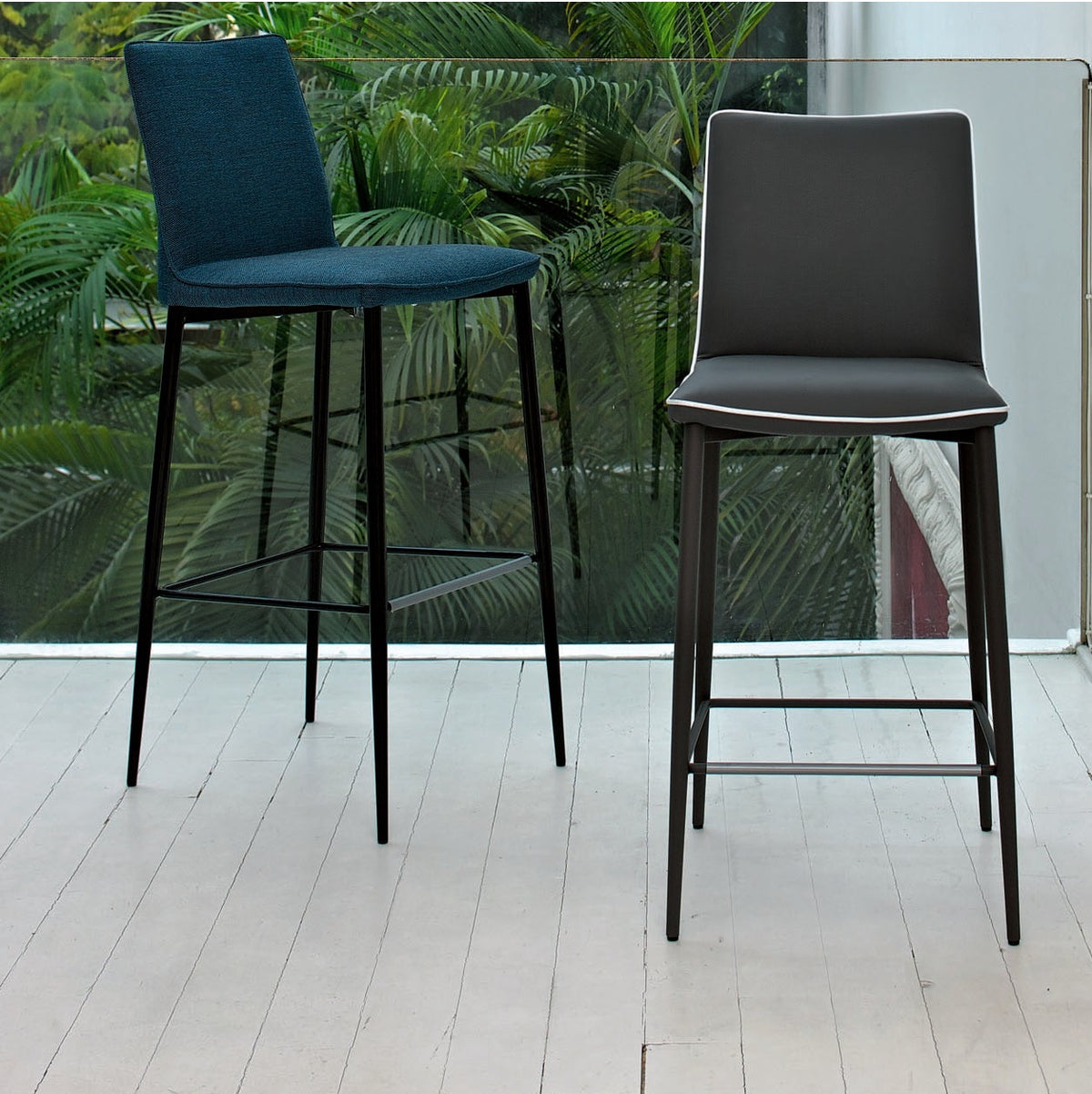 Echo Bar stool