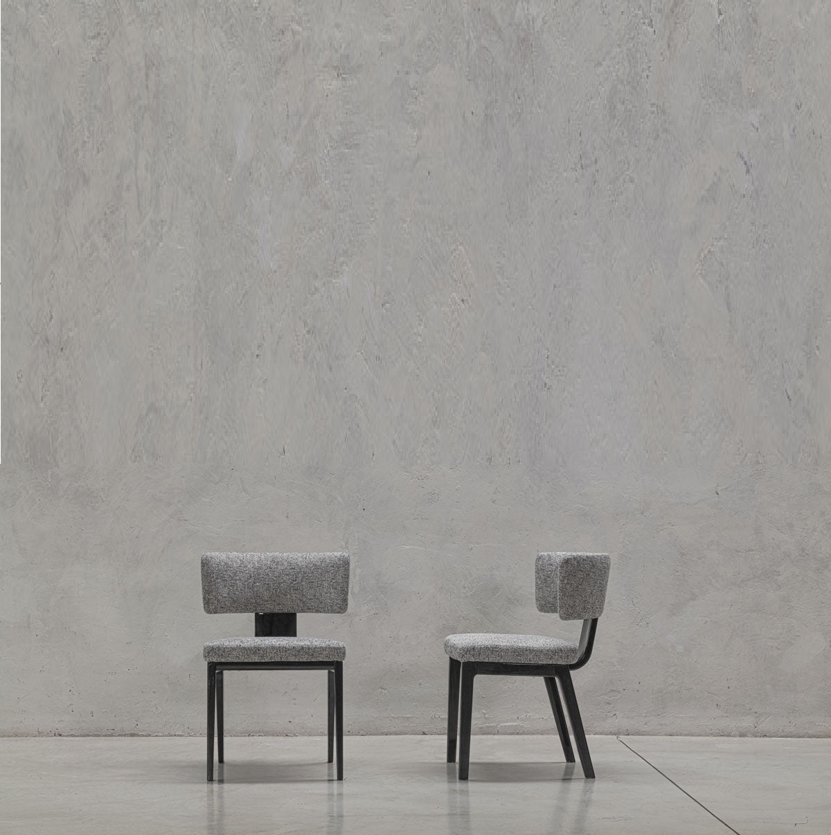 Solenne Chair