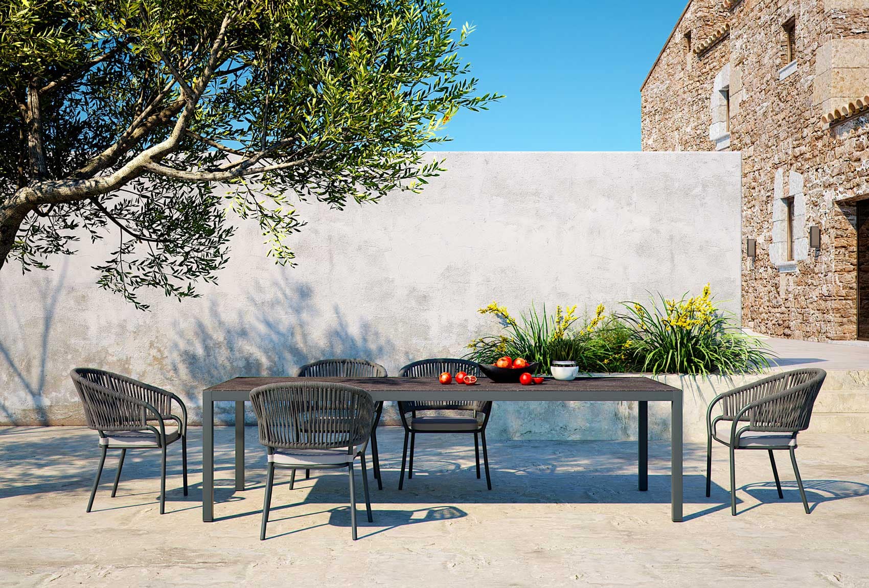 Modern outdoor dining chair