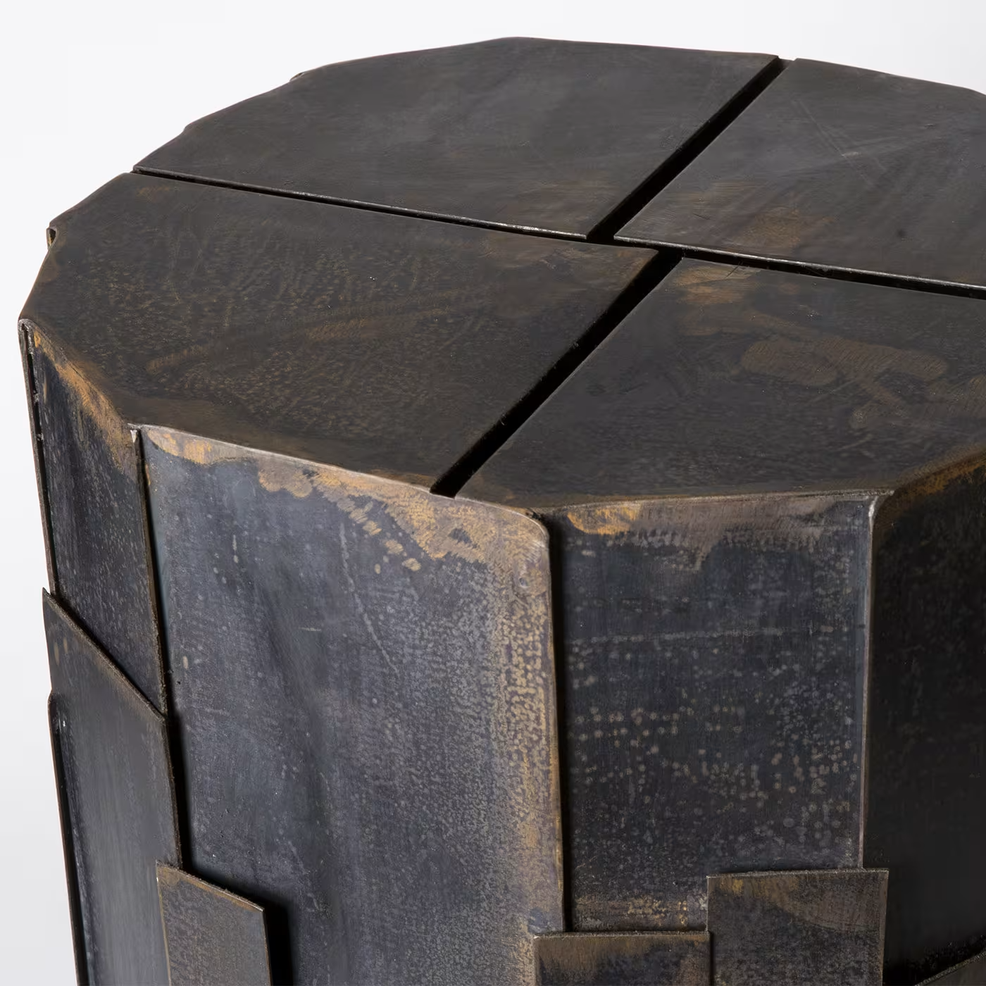Tito iron side table
