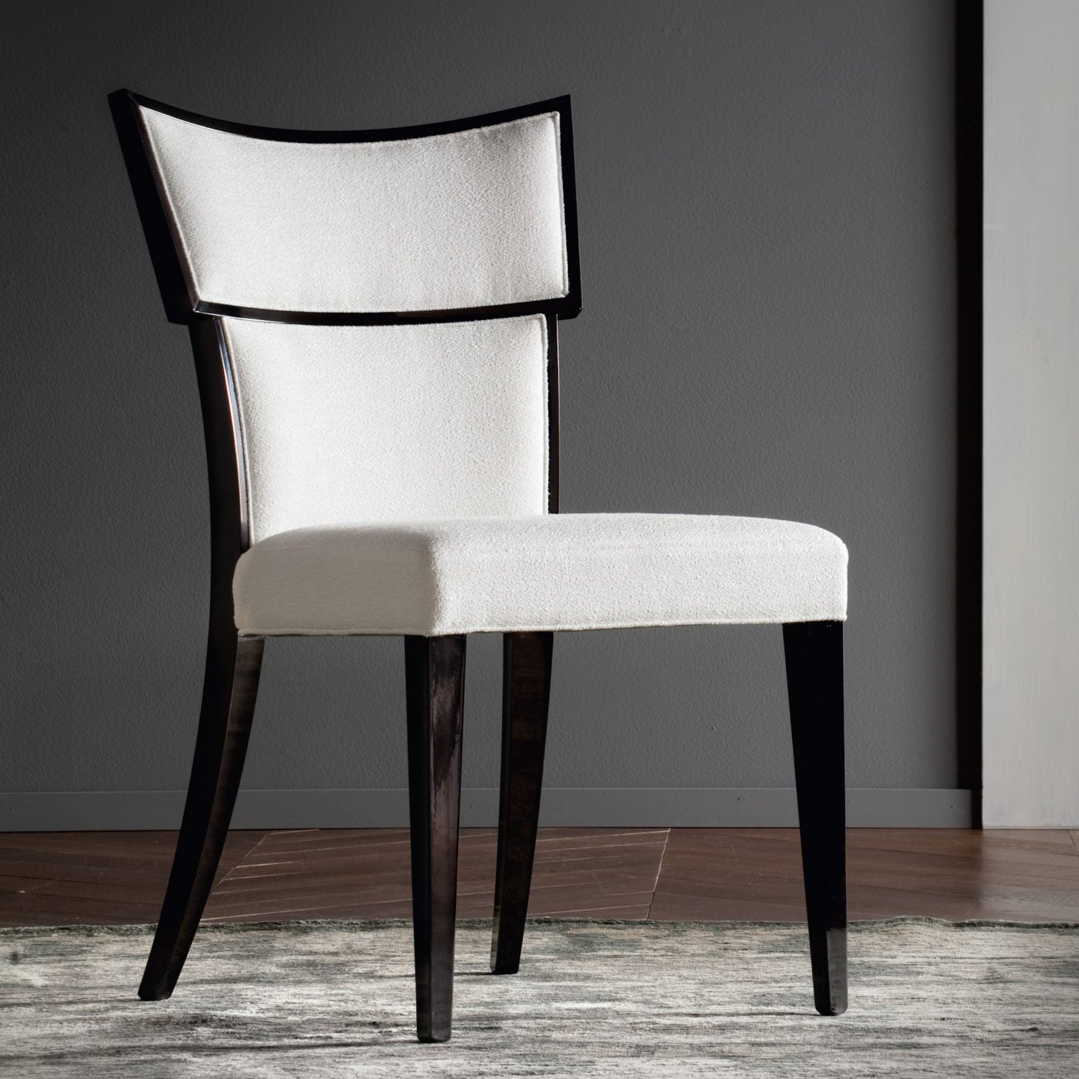 Oak Muse chair