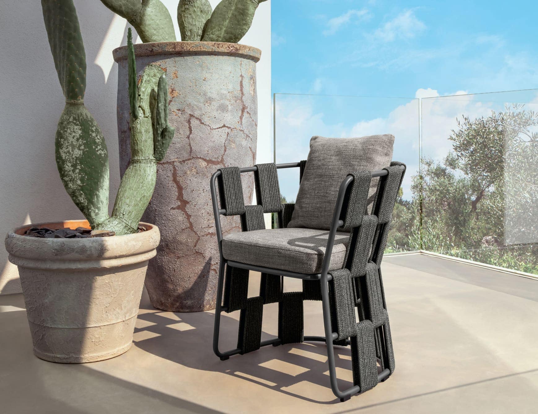Scacco Outdoor Dining Armchair
