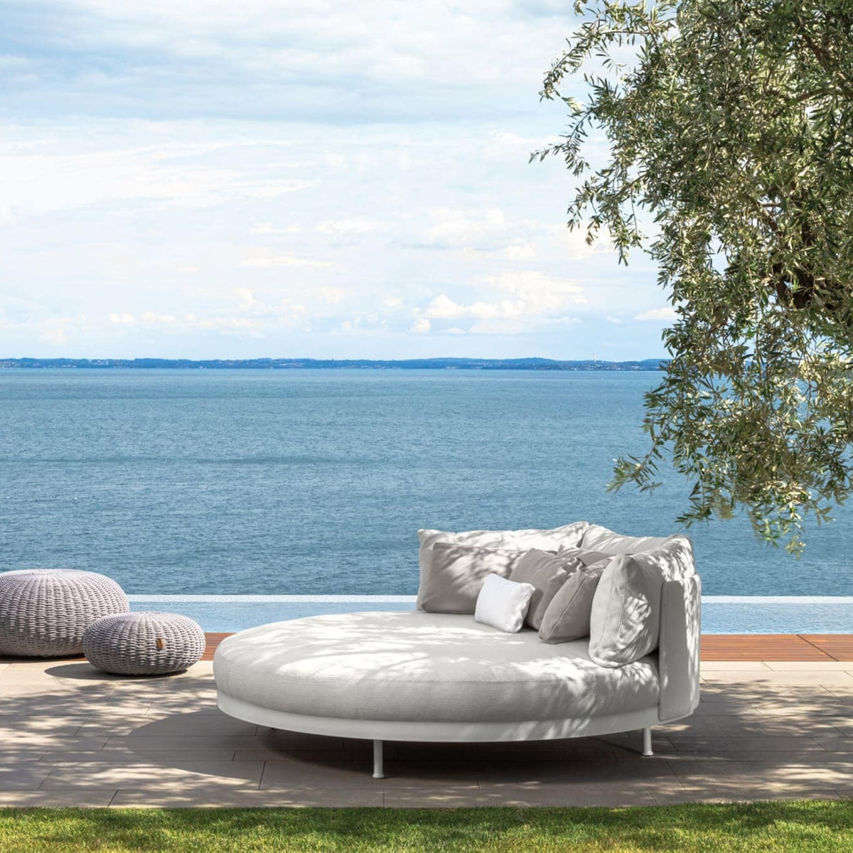 Slam Loungers for Outdoor Spaces