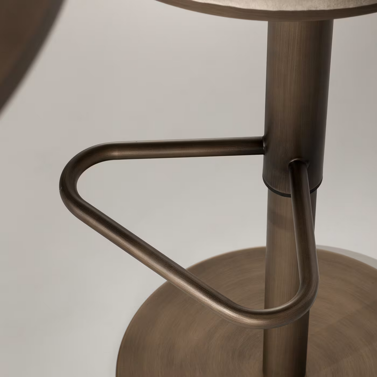 Virna bar stool