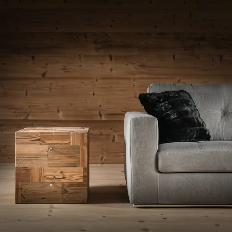 Cubo ra stua nightstand