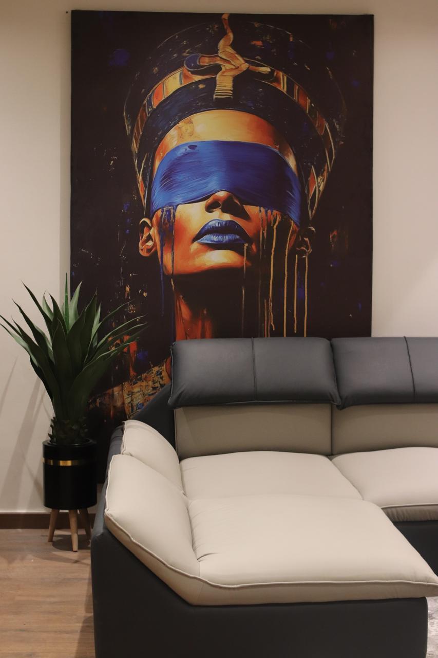 Lugar Nefertiti showroom