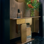 Vienna console
