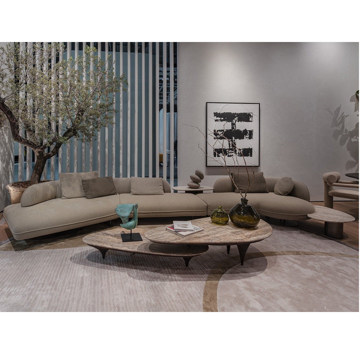 Corner sofa with distinctive design