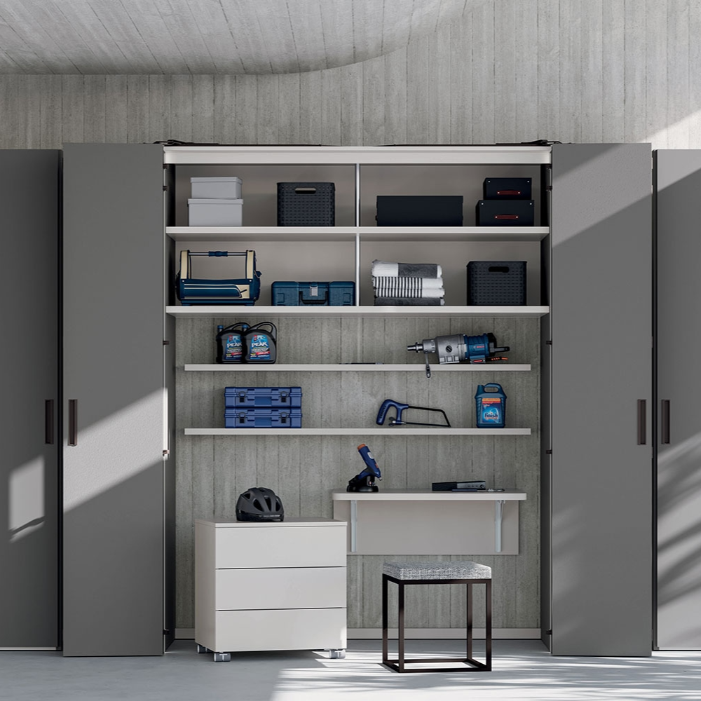 Space-saving wardrobe
