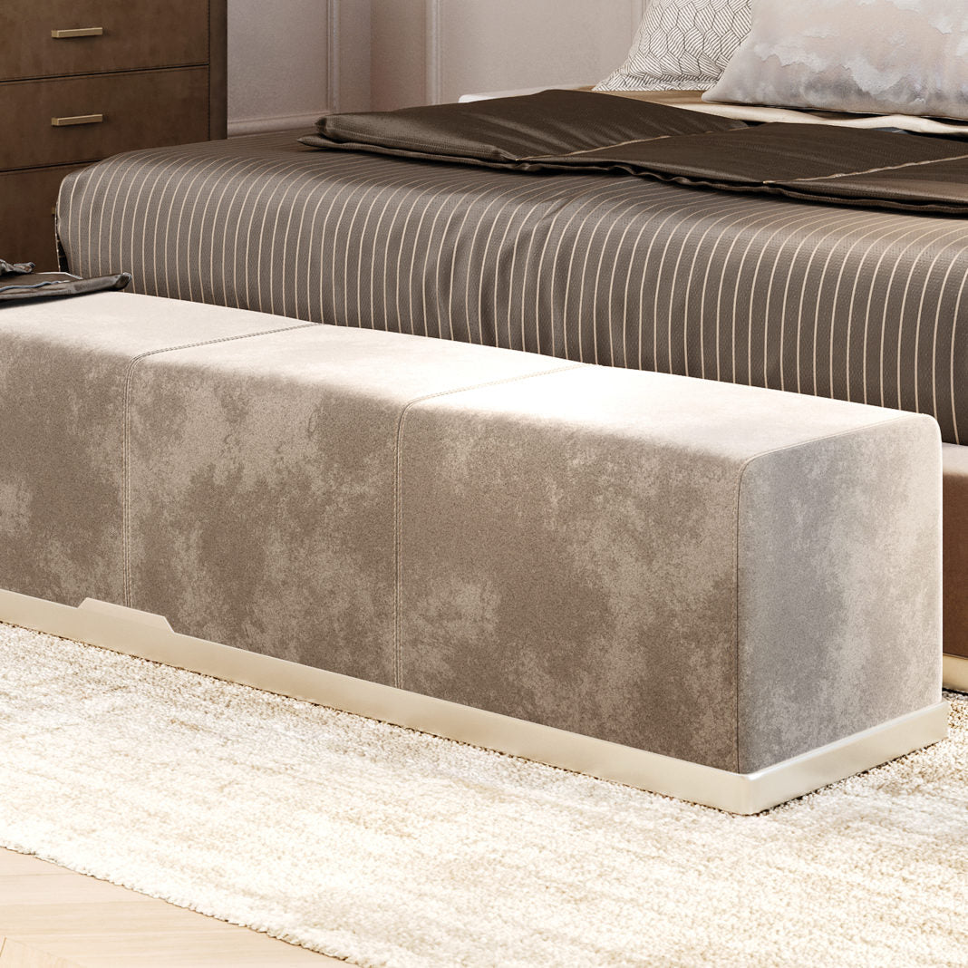 Lola bench
