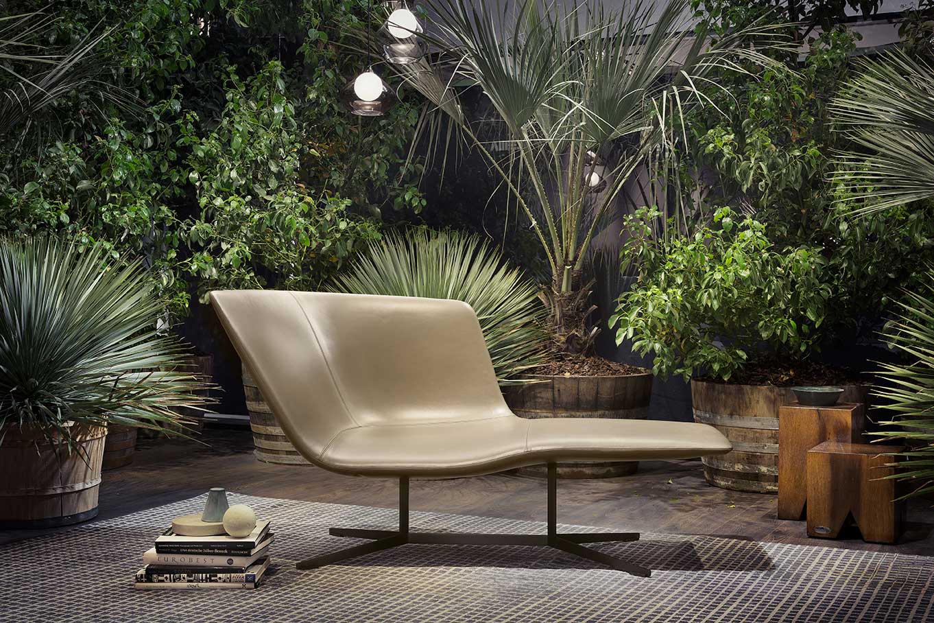 Vivo Chaise Longues