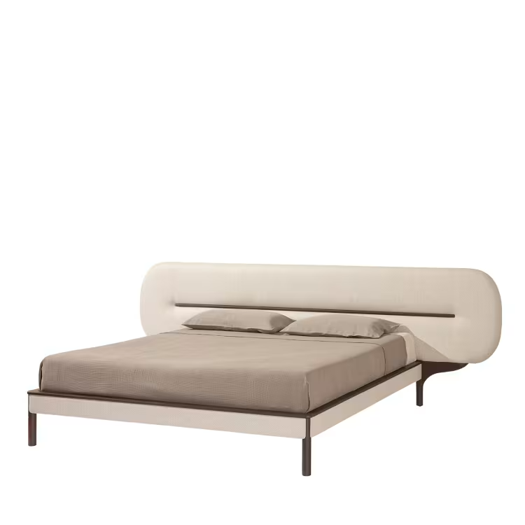 Lips extra large bed