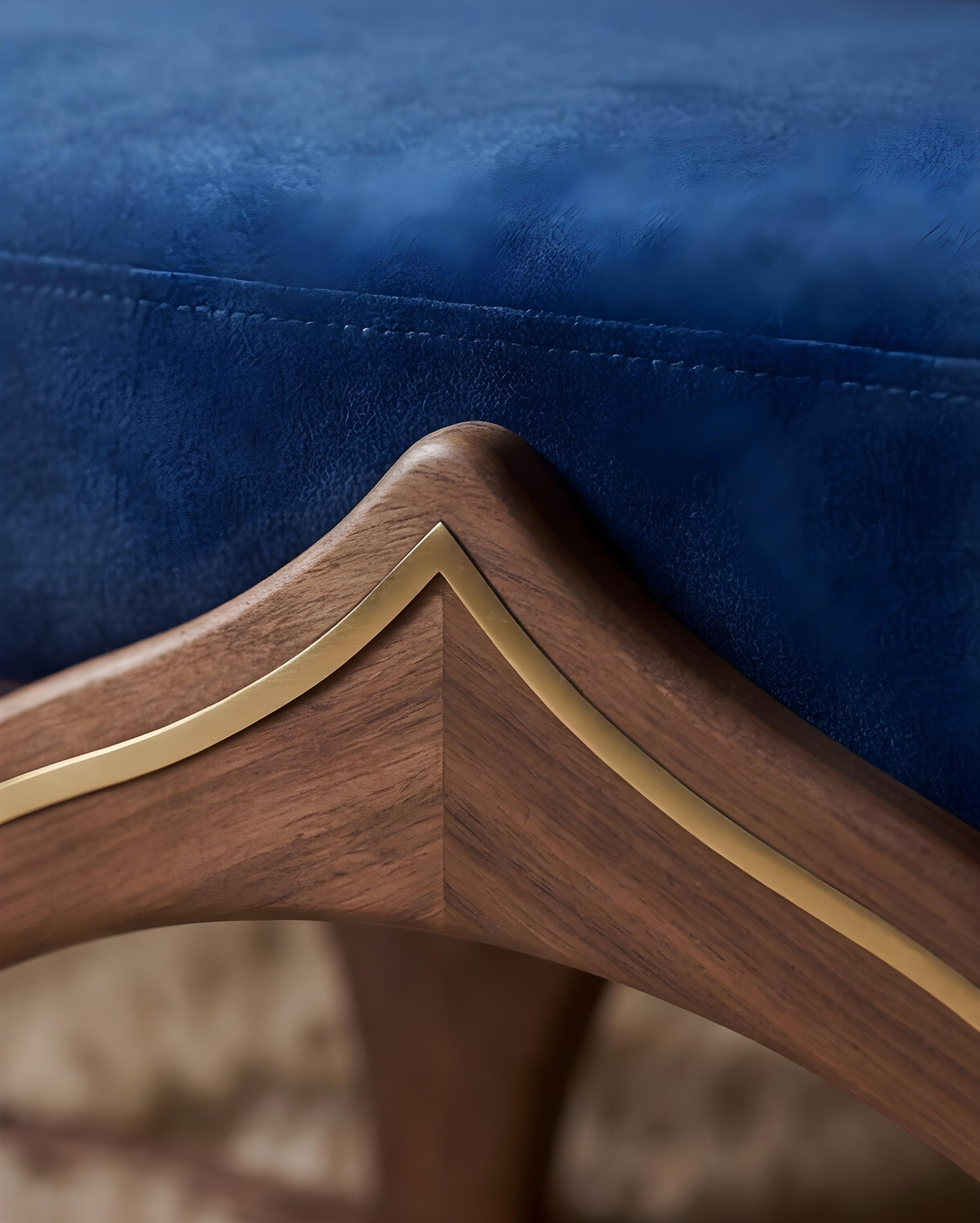 Sovereign Crown | Arc Bench