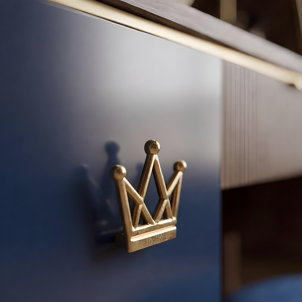 Sovereign Crown | Solaris Vanity