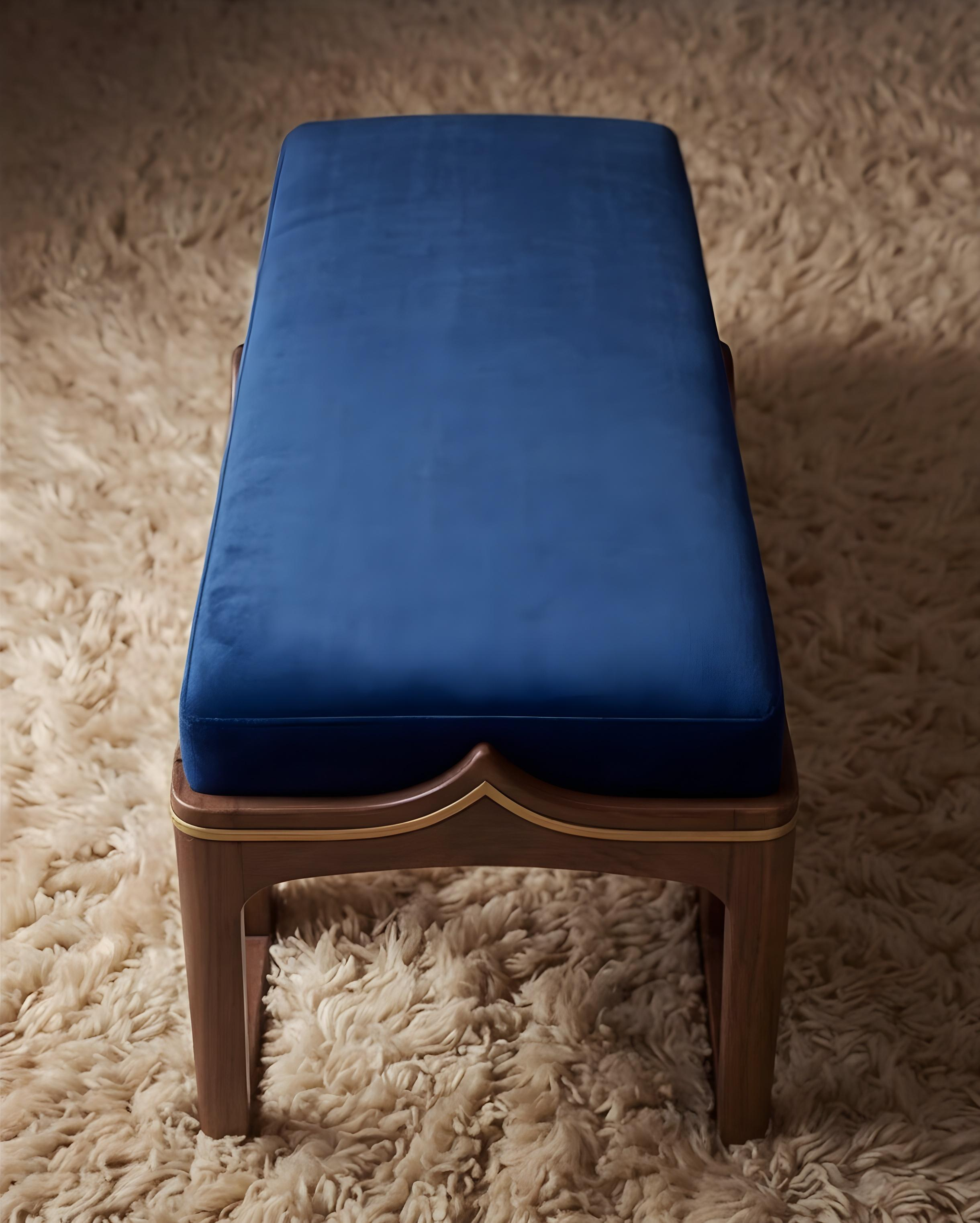 Sovereign Crown | Arc Bench