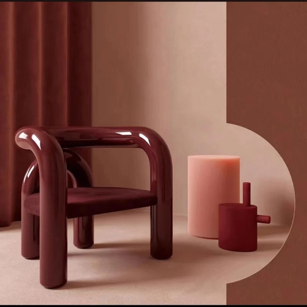 Modern and distinctive design chair