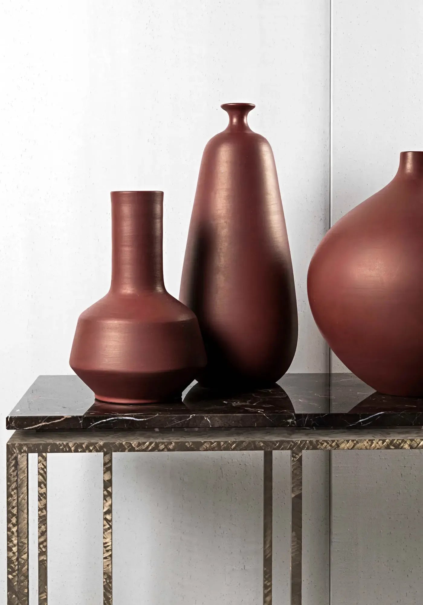 Lineup Elegance Console