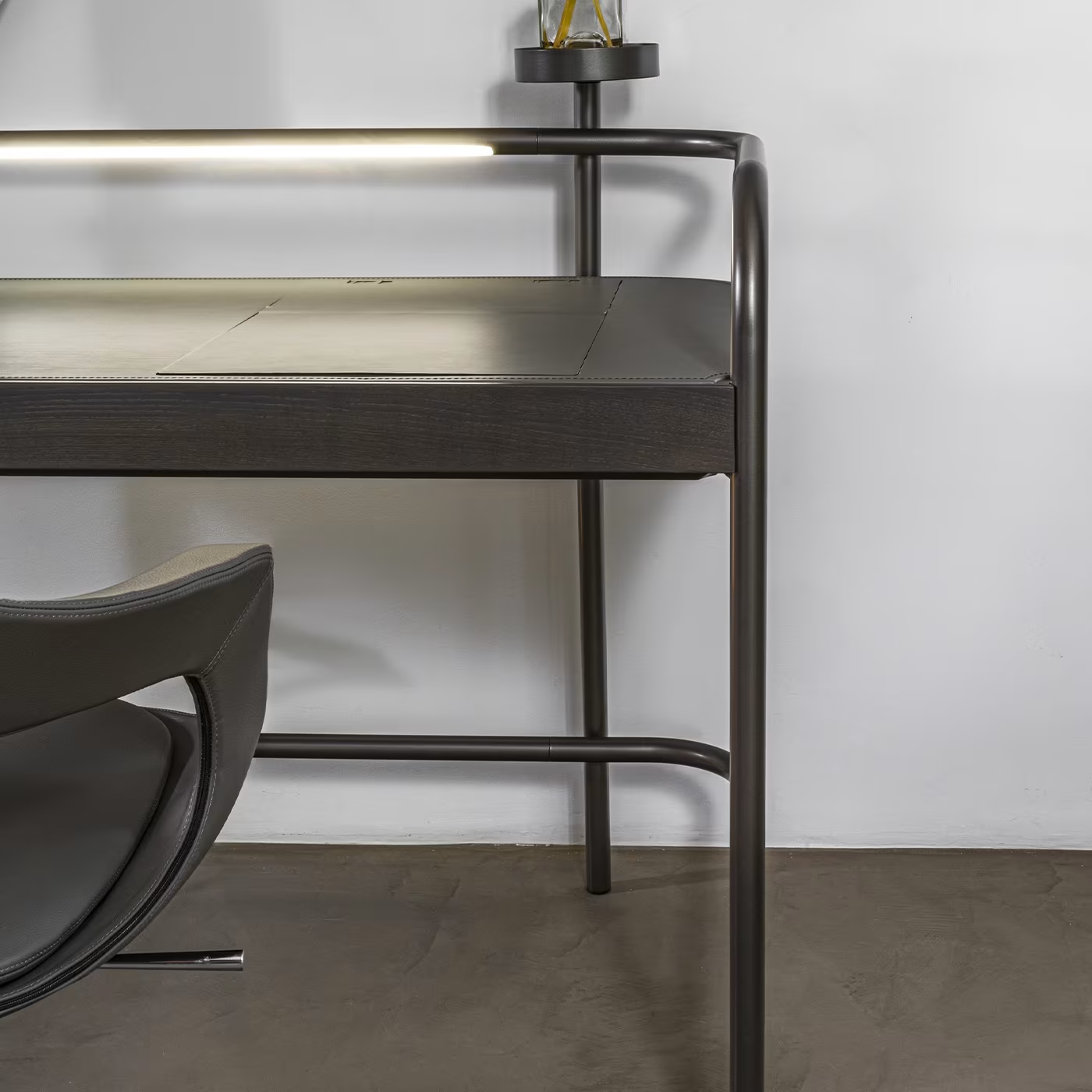 Raily gray writing desk