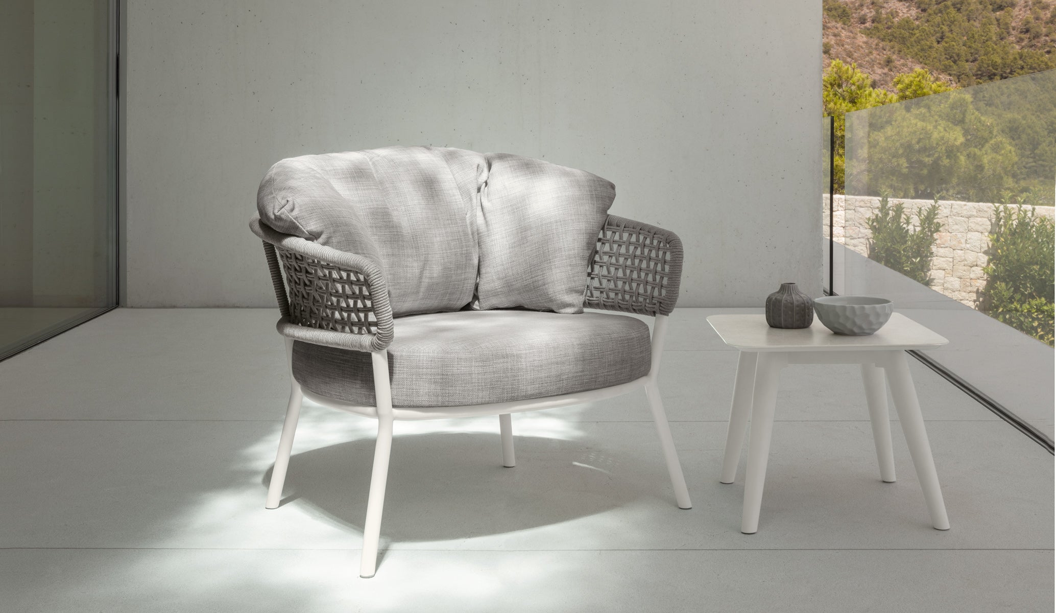 Moon Outdoor Sofa Chair