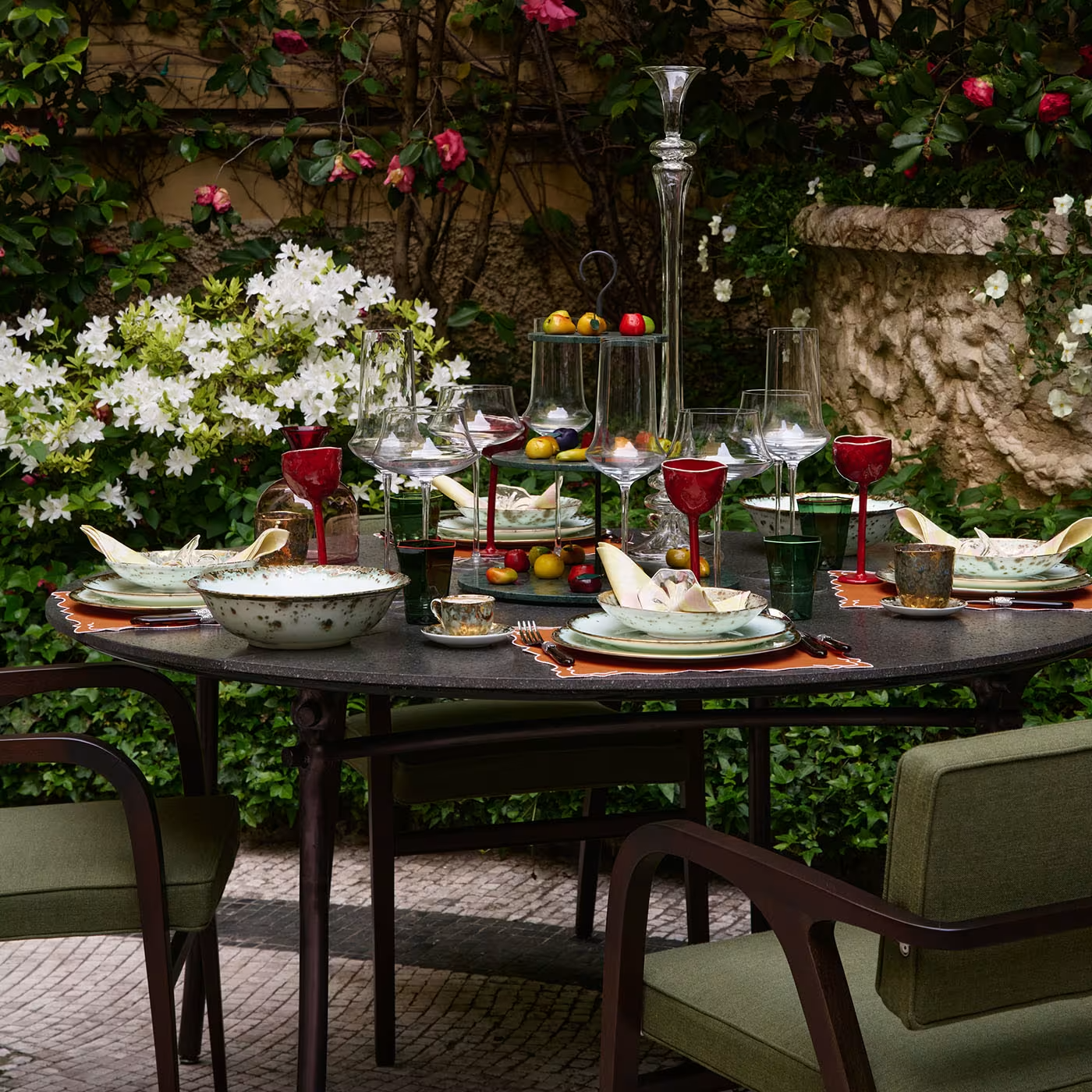 luxurious dining chair