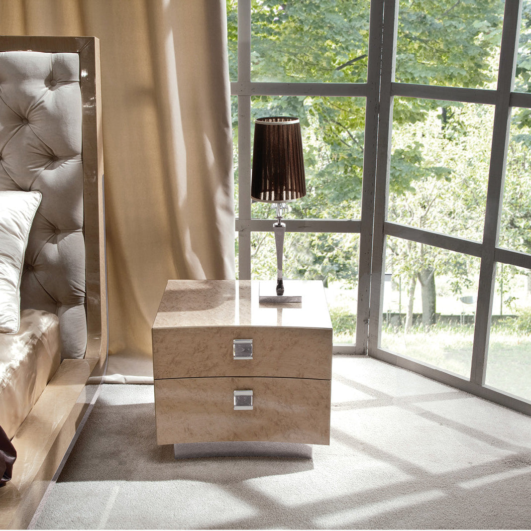 Elvaro commode