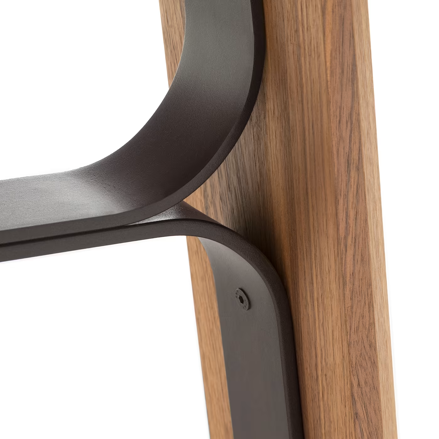 Bridge patagonia marble effect and canaletto walnut table