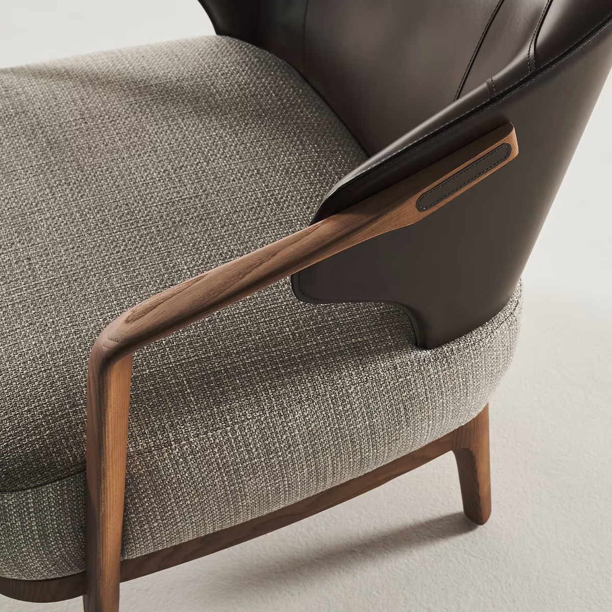 Sydney leather armchair