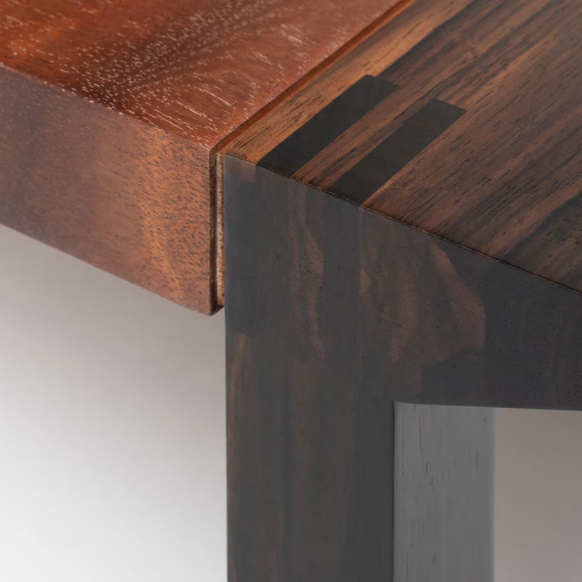 Vitruvio mahogany pomele large coffee table
