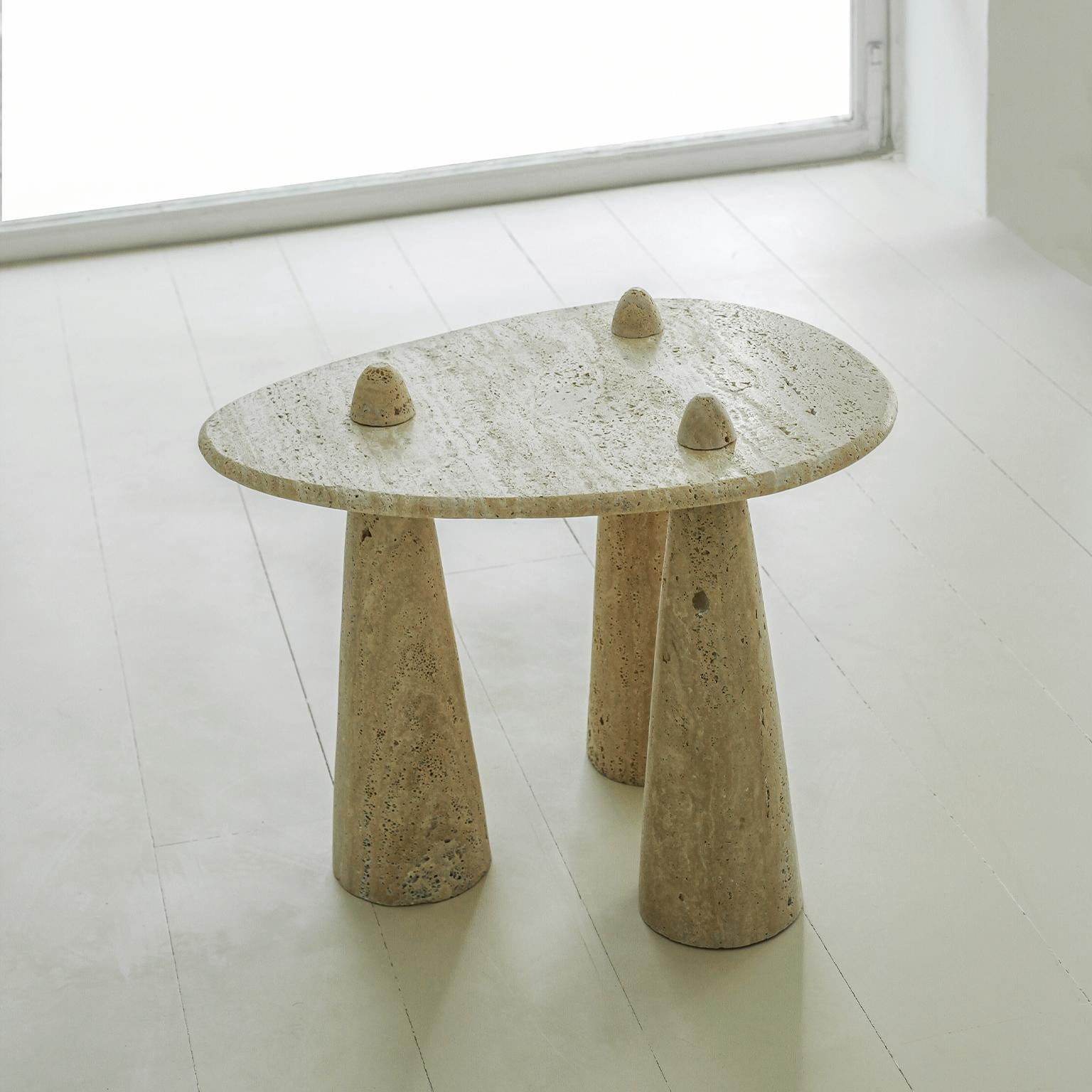 Estudio Luxury Side Table