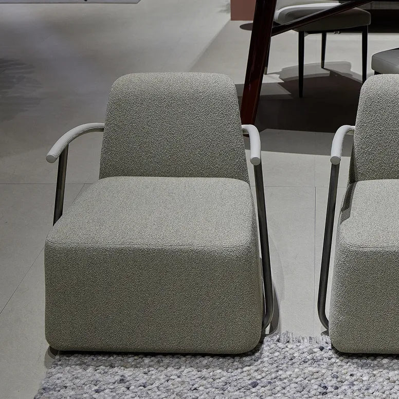 Hugaro Lounge Chair
