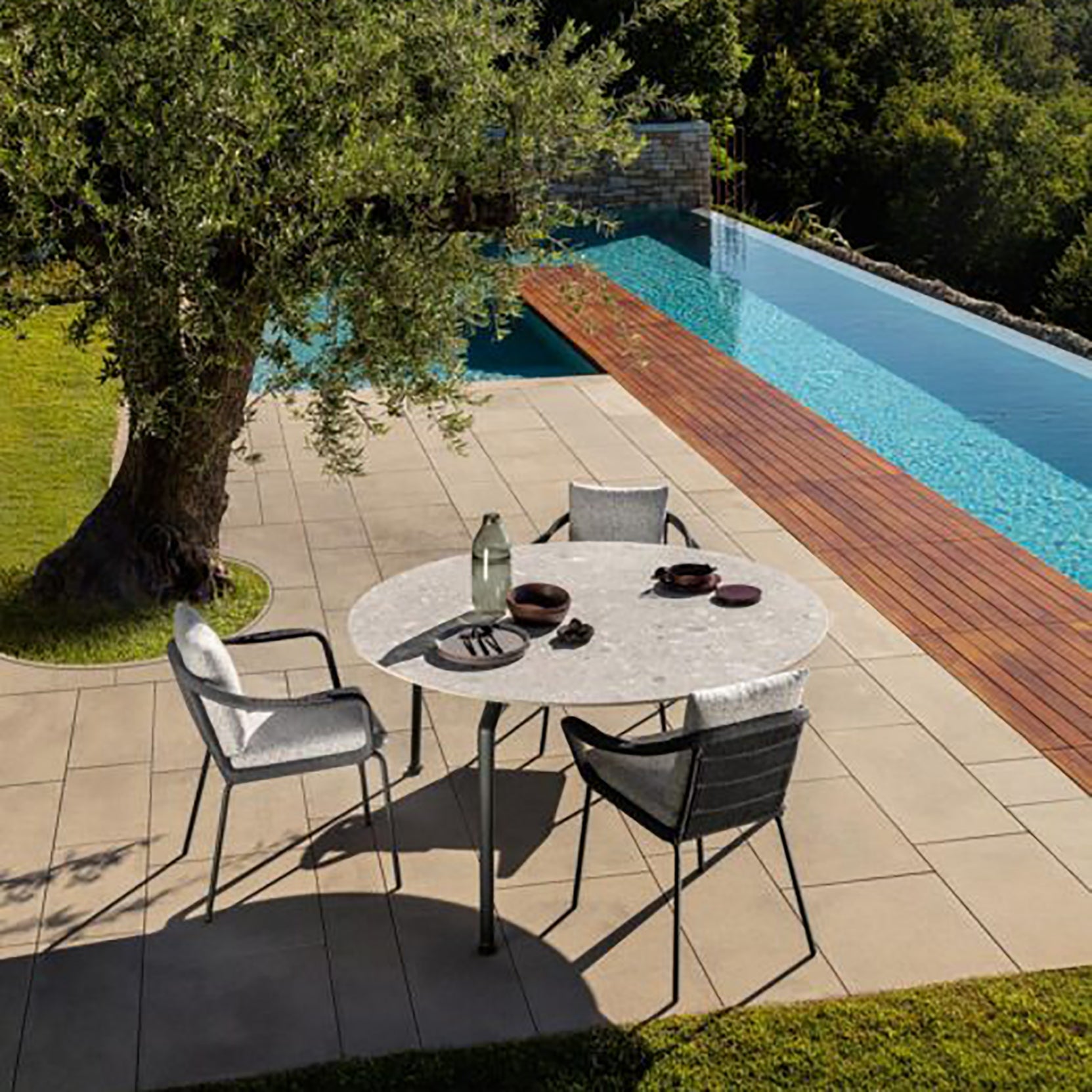 Round outdoor dining table