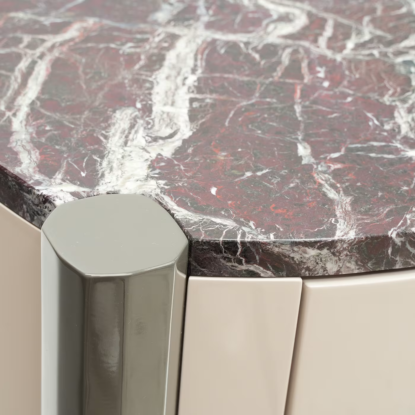 Caleido lacquered console