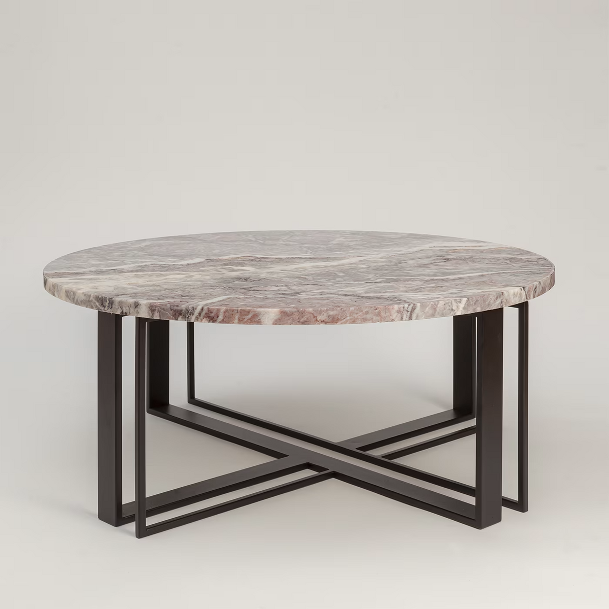 Ferrea vie sine te coffee table